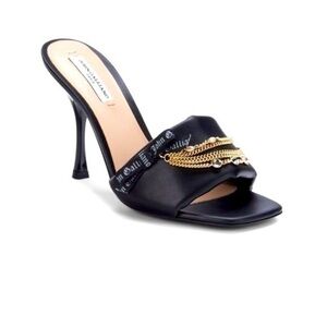 JOHN GALLIANO Brand New in Box super comfy
Chain-Trim Leather Sandals